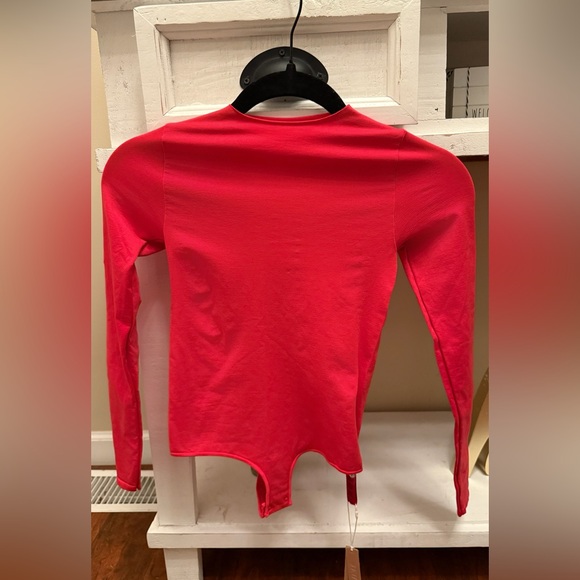 SKIMS Essentials Crew Neck Long Sleeve Bodysuit - Picture 1 of 3